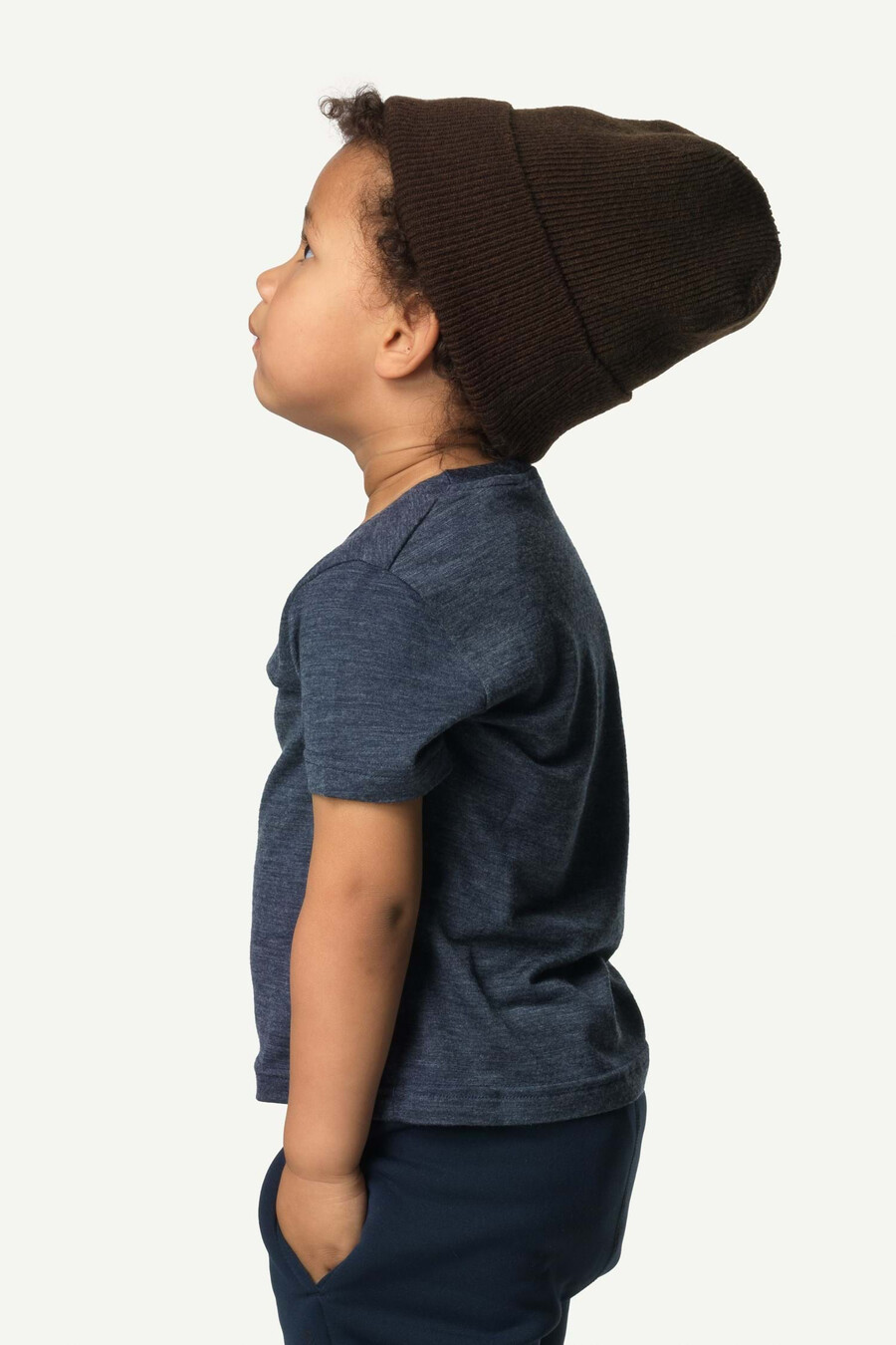 キッズアクティビストtシャツ