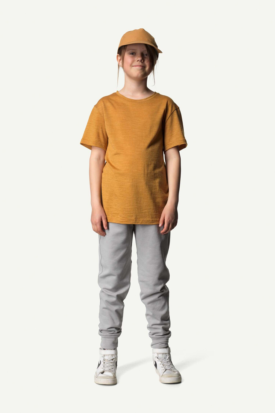 ジュニアのアクティビストtシャツ