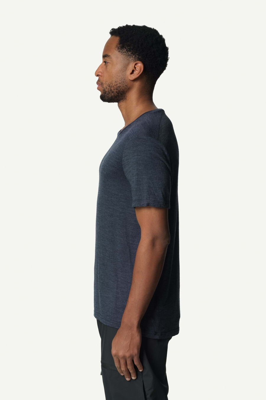 mのアクティビストtシャツ
