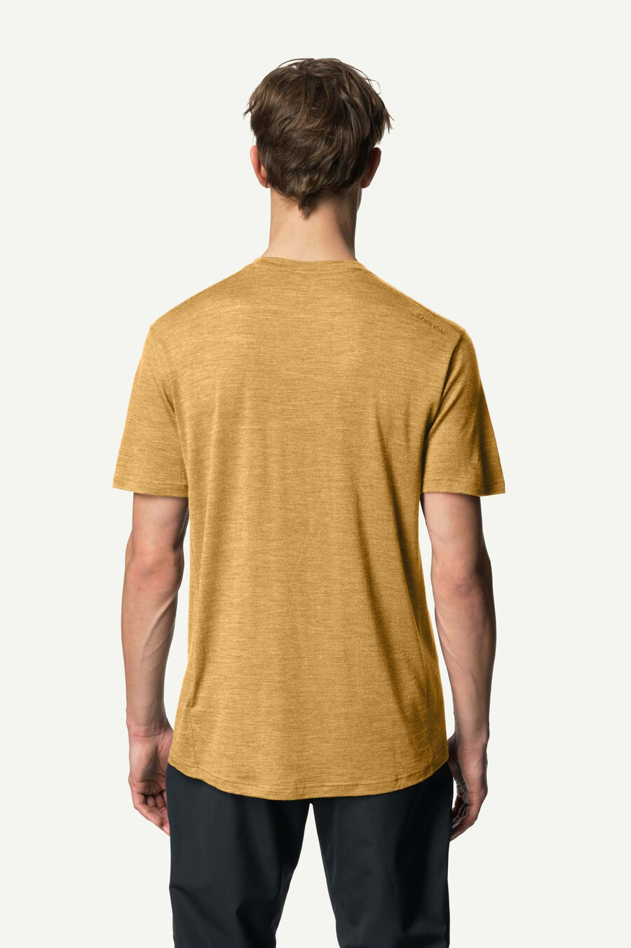 mのアクティビストtシャツ