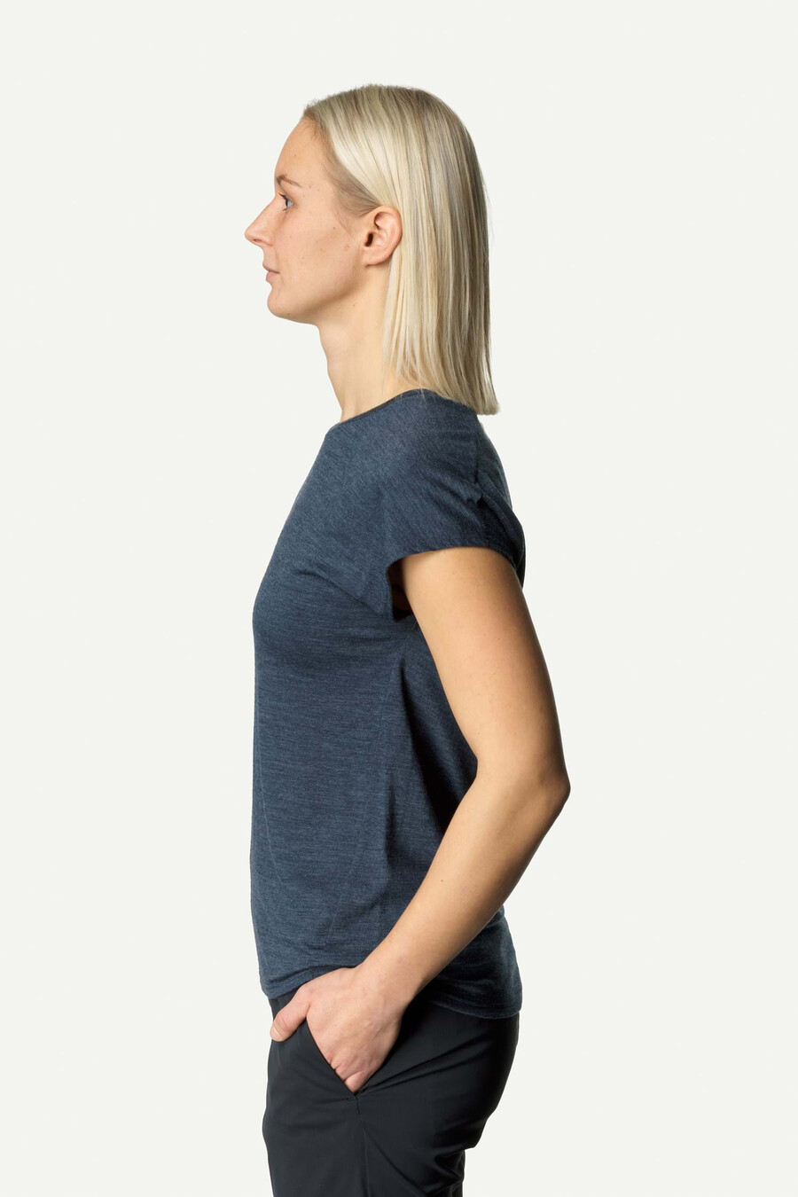 wのアクティビストtシャツ