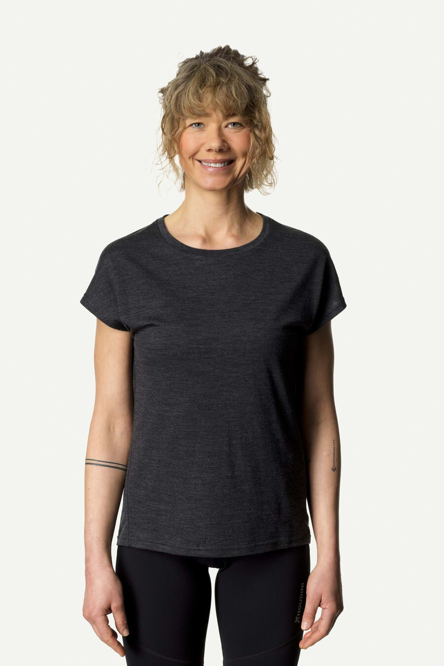 wのアクティビストtシャツ